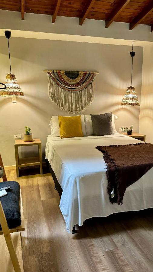 Luum Casa Hotel Manila Medellin Luaran gambar