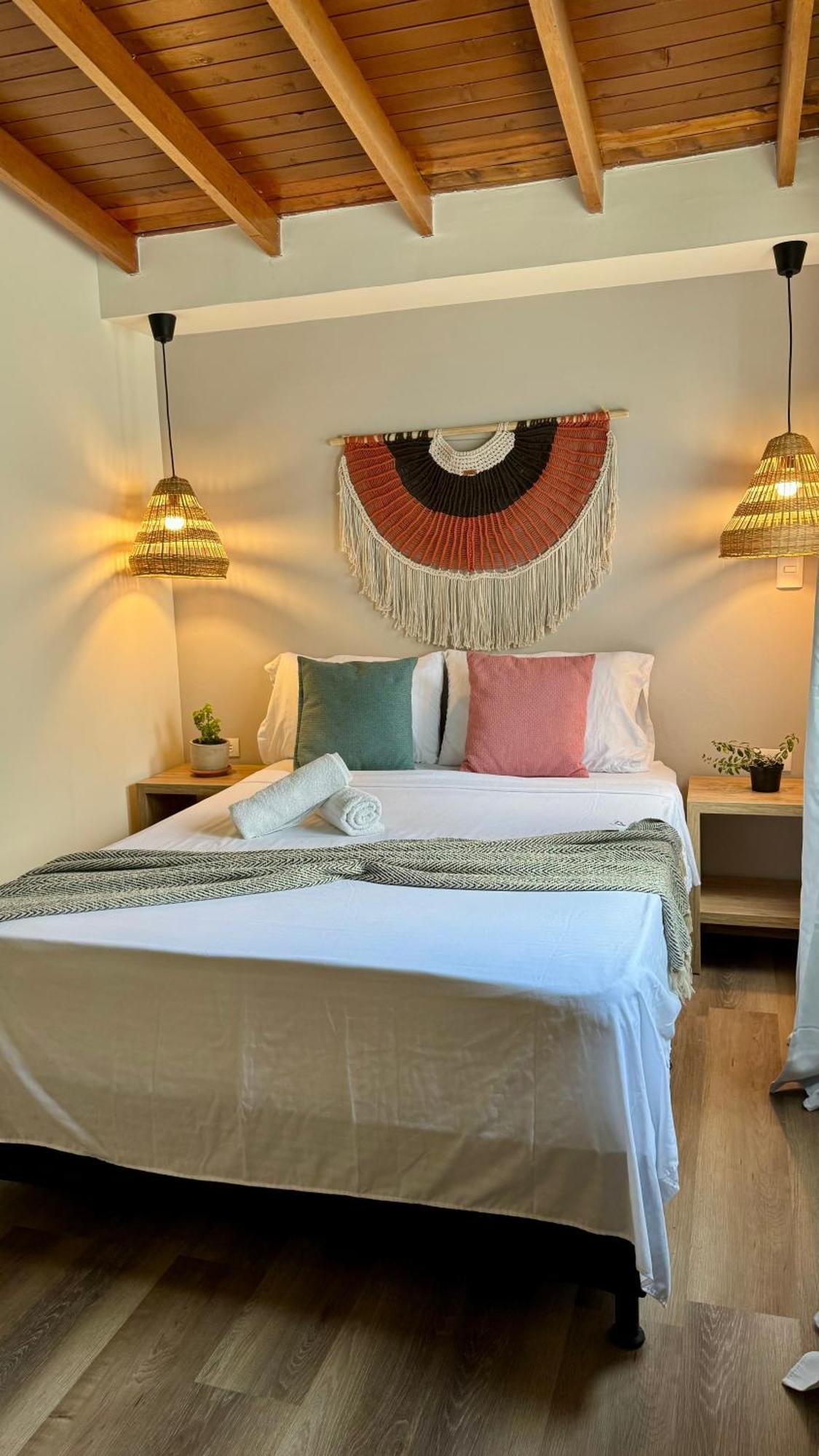 Luum Casa Hotel Manila Medellin Luaran gambar